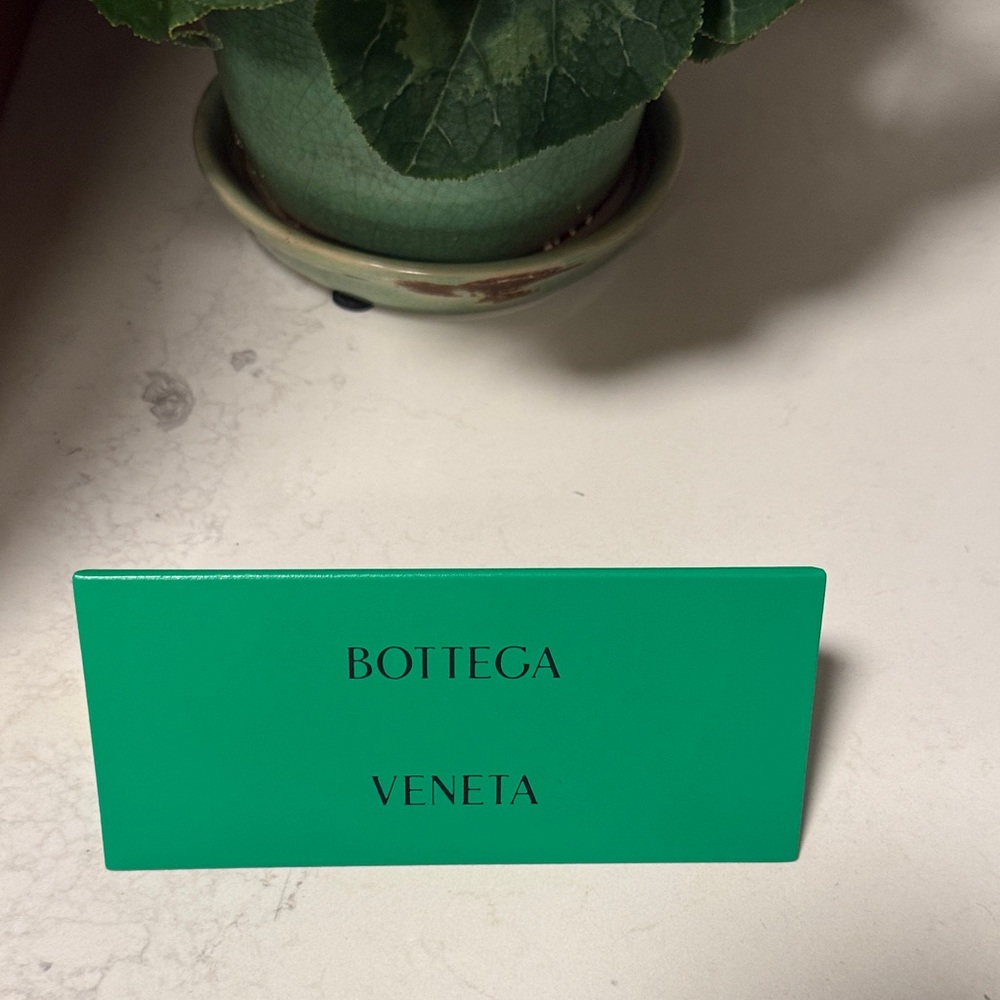 Bottega Veneta Emerald Green for case glases